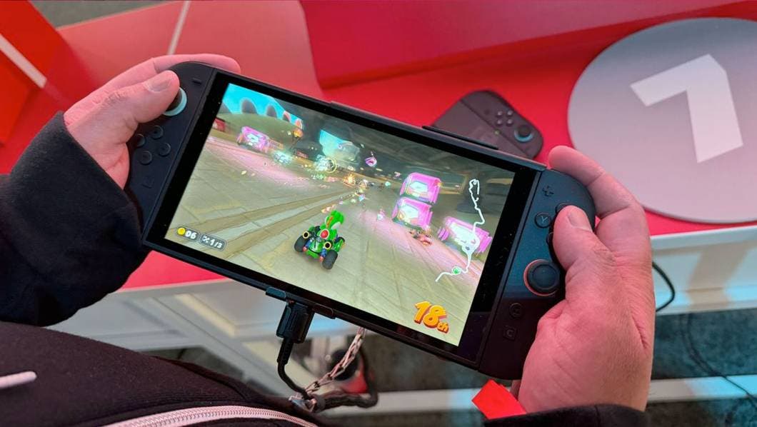 Switch 2 jugando Mario Kart World