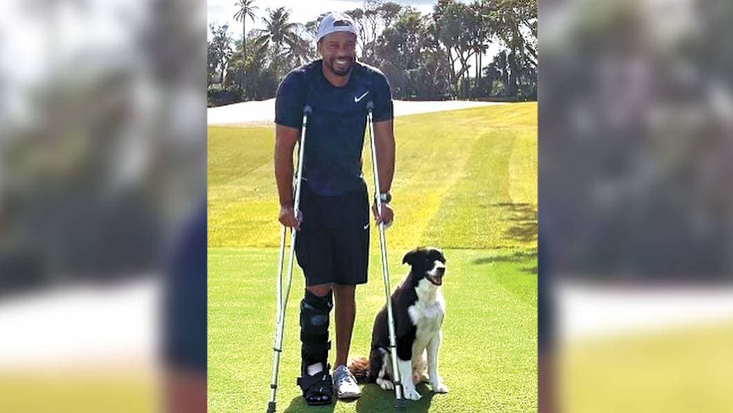 Reaparece Tiger Woods tras accidente