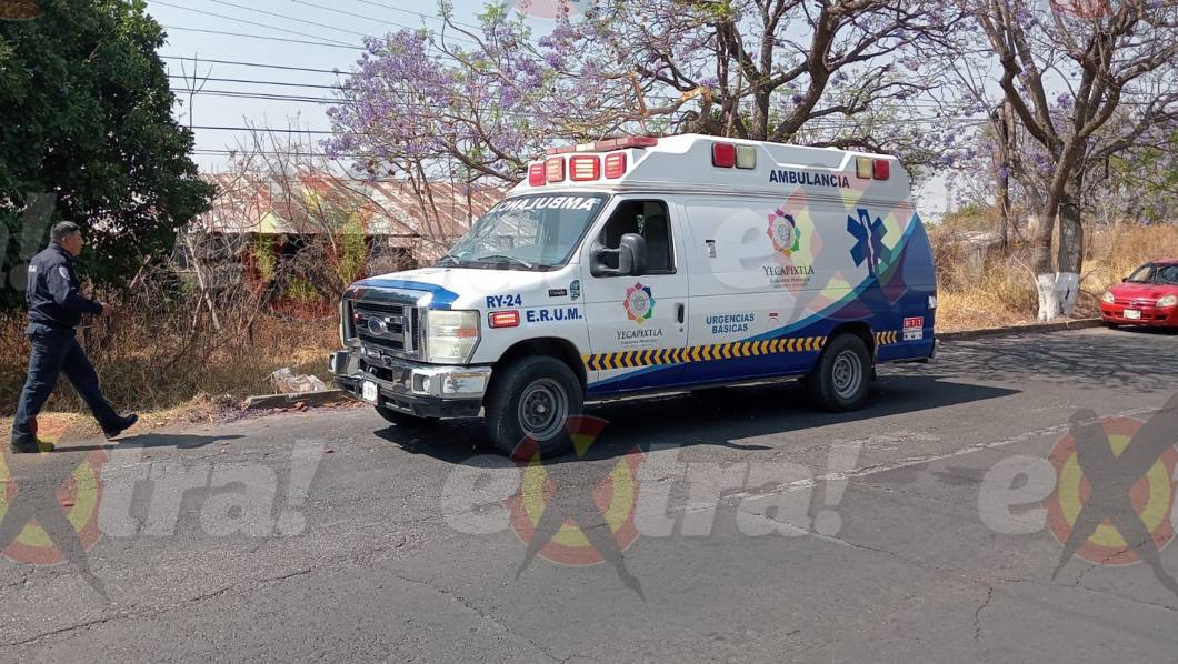 Provoca ruta 16 accidente en bulevar Las Palmas y deja mujer lesionada