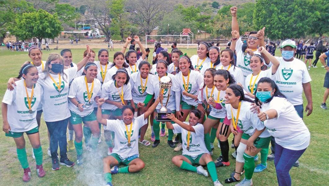 Vencen cañeras del Zacatepec a las Hadas