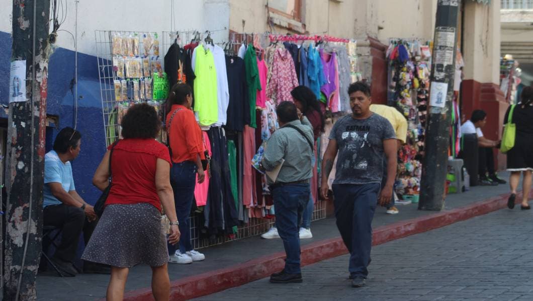 Permite Ayuntamiento de Cuernavaca ambulantes por dinero