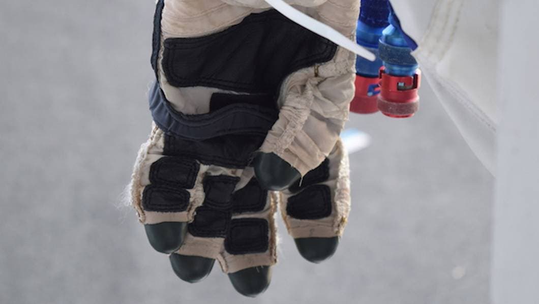 Prada y Axiom Space colaboran para diseñar trajes espaciales de lujo para astronautas de Artemis en la luna