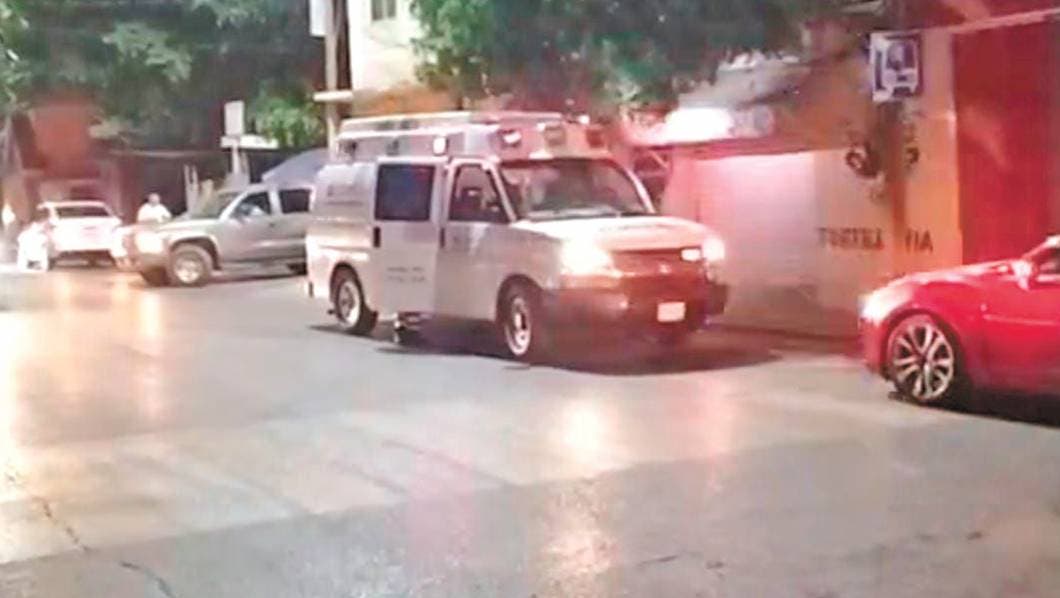 Arrolla a mujer y niños un automovilista ebrio