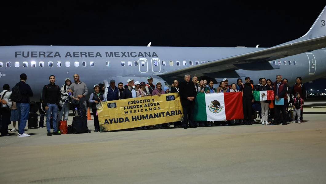 Suman 721 mexicanos que han sido repatriados por conflicto en Israel