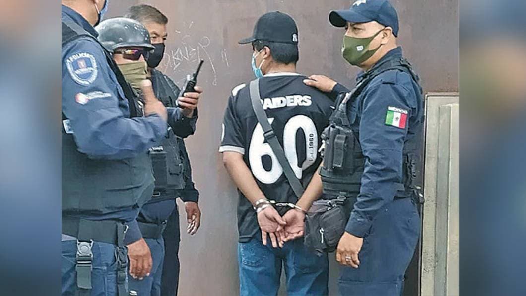 Detienen a sujeto tras robar tienda de autoservicio en Centro de Cuernavaca