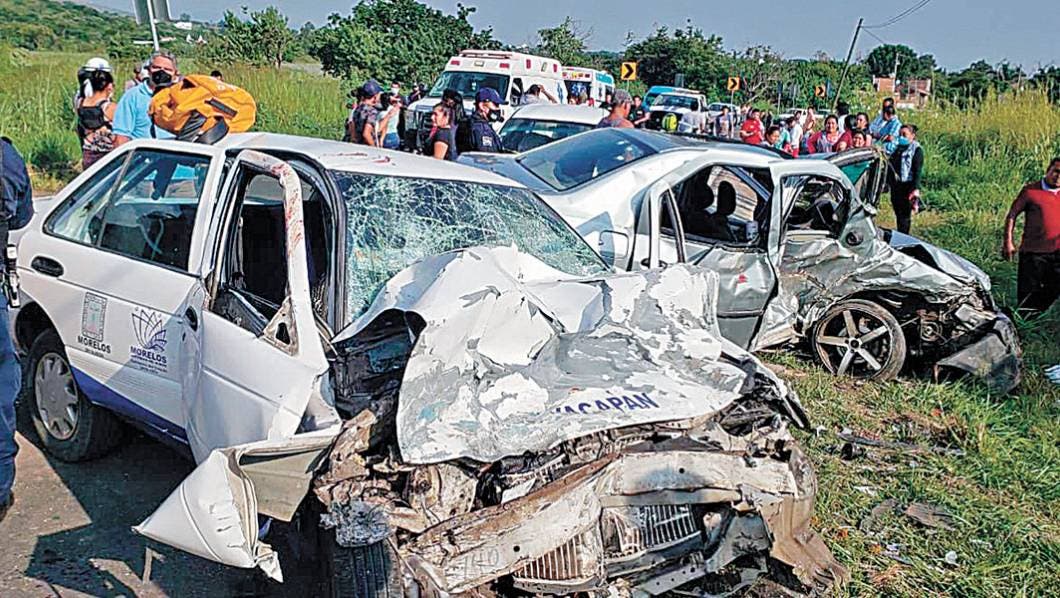 Deja 'carreterazo' 5 lesionados en Tlayacapan