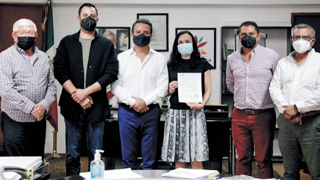 Nombramiento. El alcalde de Cuernavaca, Antonio Villalobos Adan, designó a Cecilia López como titular del Instituto de las Mujeres.