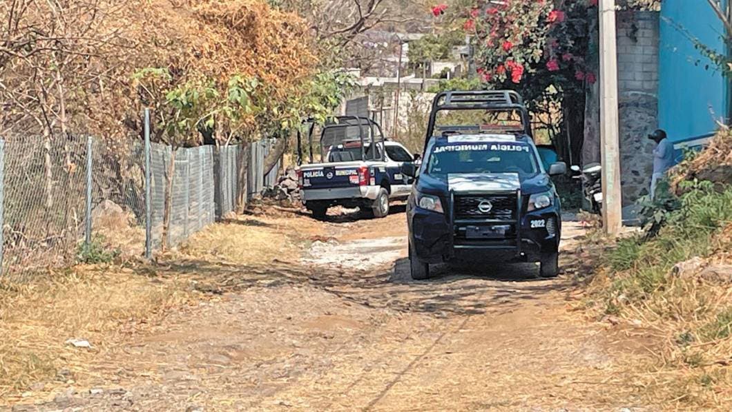 Con un balazo en la cabeza y un narcomensaje fue hallado el cadáver de un hombre