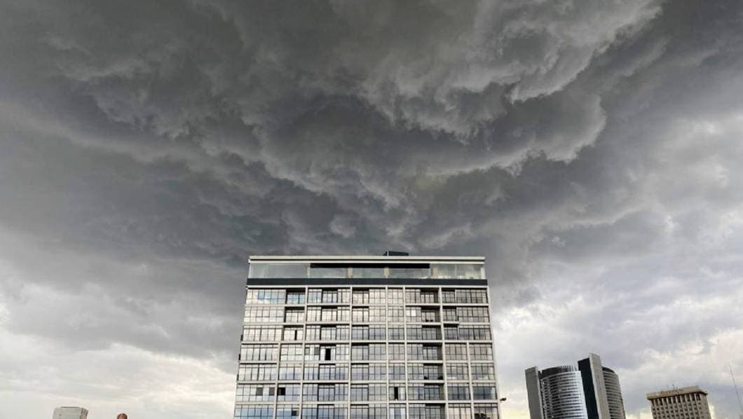 Captan Impresionante Foto de Cumulonimbus en la CDMX: &iquest;Como se forman la &ldquo;Madre de todas las nubes&rdquo;?
