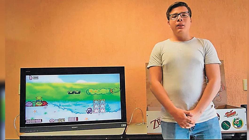 Diseñó su consola de juegos clásicos en Morelos