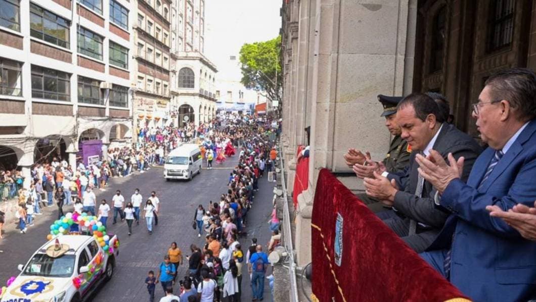 Disfrutan en Morelos fiesta cívica, deportiva y cultural con desfile de 20 de noviembre