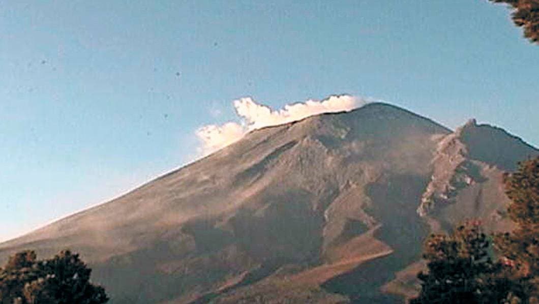 Don Goyo, con leve actividad