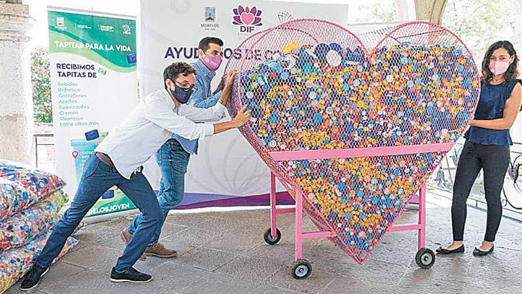 Entrega DIF Morelos 1.5 toneladas de roscas a Banco de Tapitas