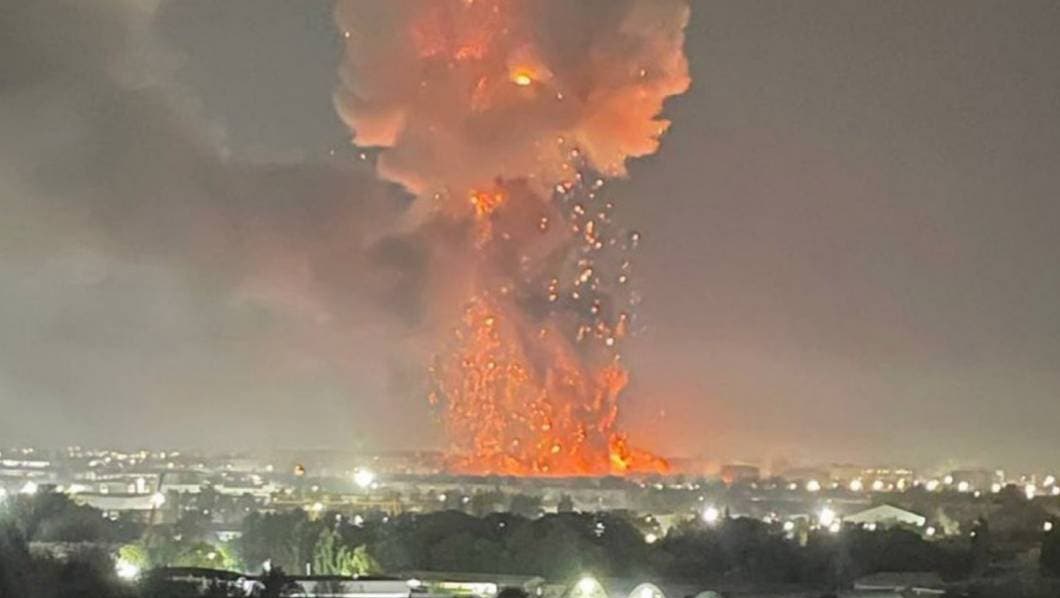 Potente explosión en aeropuerto de Uzbekistán deja heridos