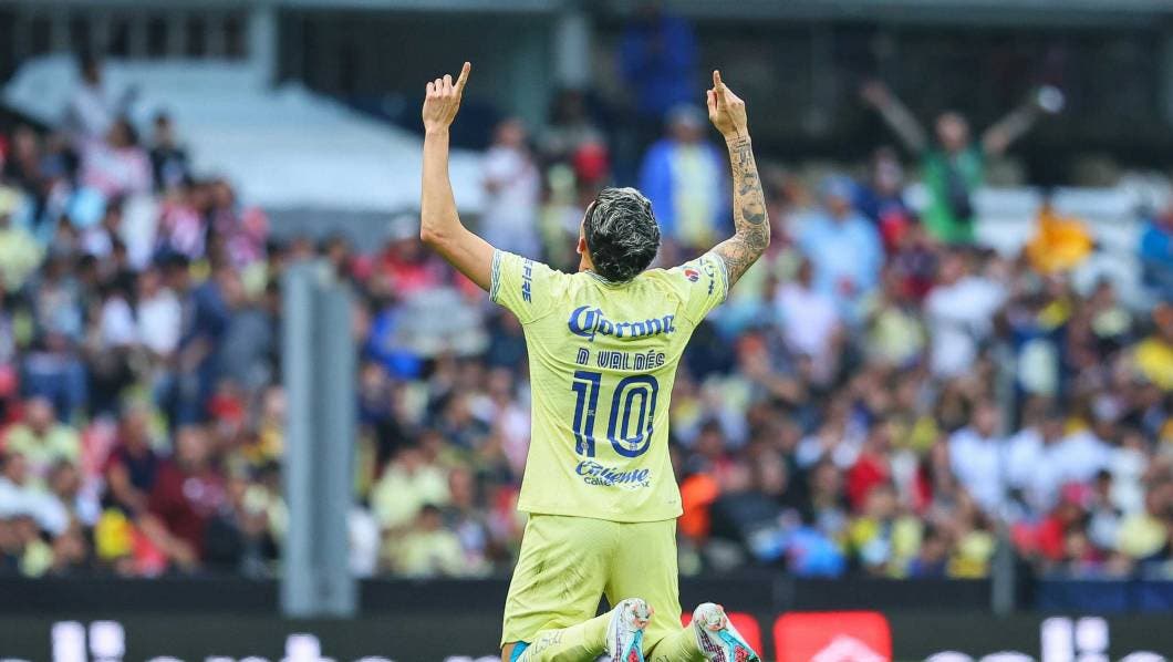 de la Liga MX venciendo a los Rayos en el Estadio Azteca