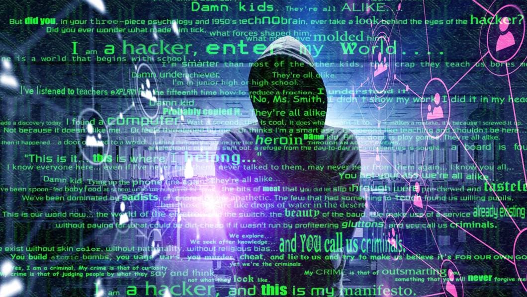 . La fiscal Valerie Benjamin señaló al joven por el ataque a diversas empresas