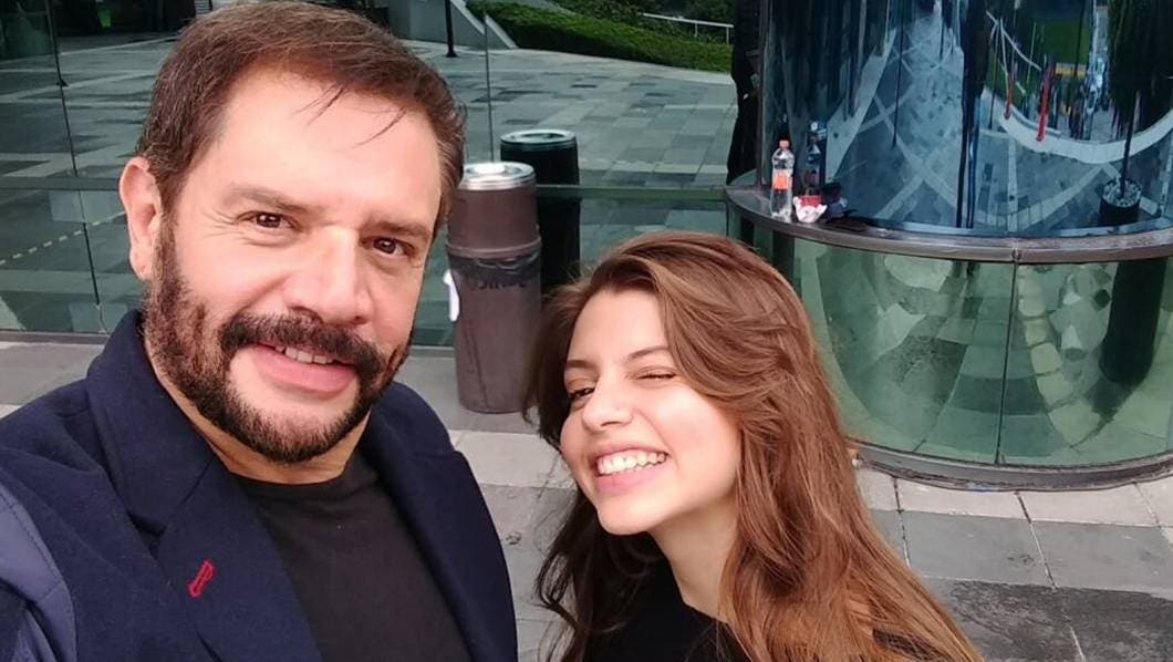 Planean hacer documental del actor Héctor Parra, dijo su hija Daniela