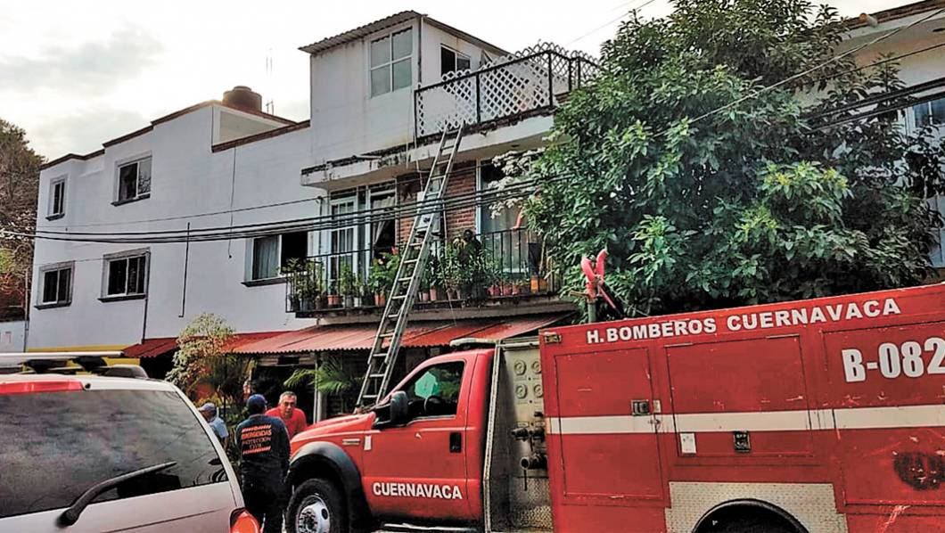 Deja pérdidas un incendio