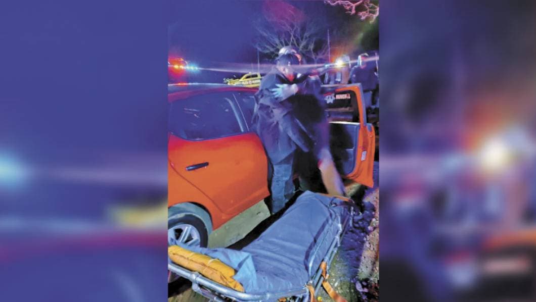 Se resisten a robo de vehículo y los dejan heridos, en Morelos