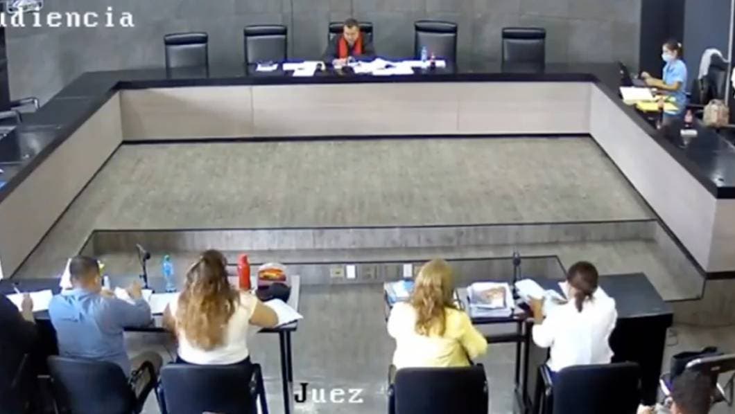 Vinculan a proceso a 57 personas por la toma de casetas de cobro de la Autopista México - Acapulco