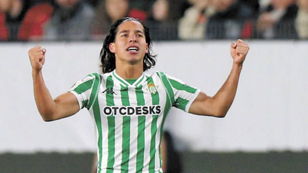 Deportes - El mexicano Diego Lainez