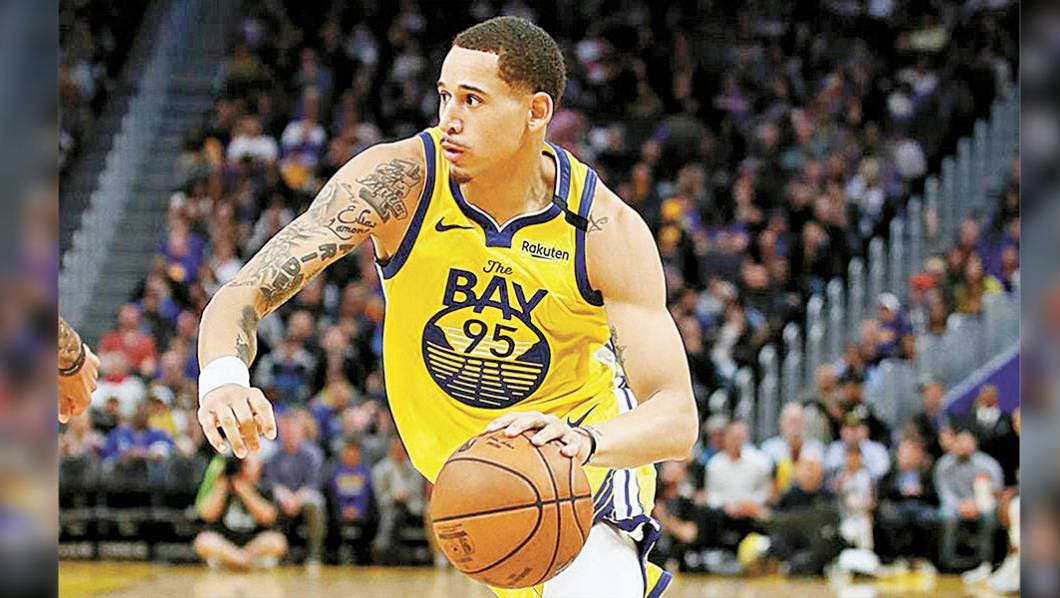 Lanzan fuera a mexicano