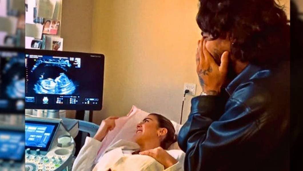 Maluma revela entre lágrimas que será padre en un conmovedor video