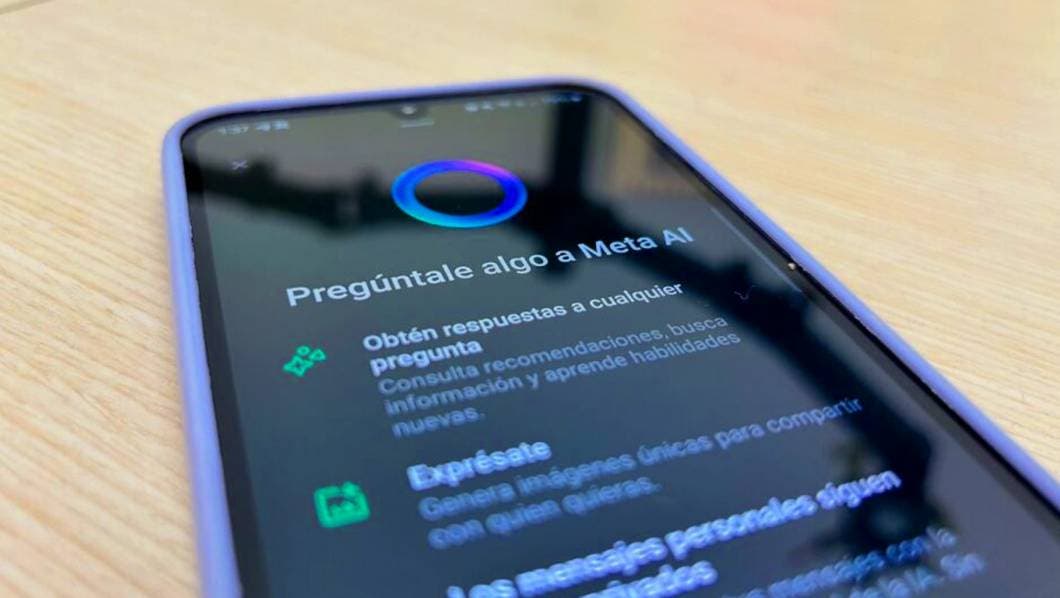 Ahora WhatsApp contará con inteligencia artificial: Así es Meta IA y de esta forma puedes usarla 