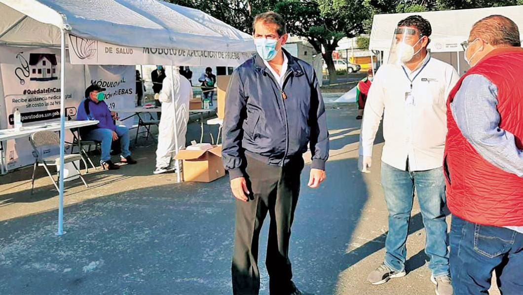 Supervisa Cantú módulo COVID en la Carolina, de Cuernavaca