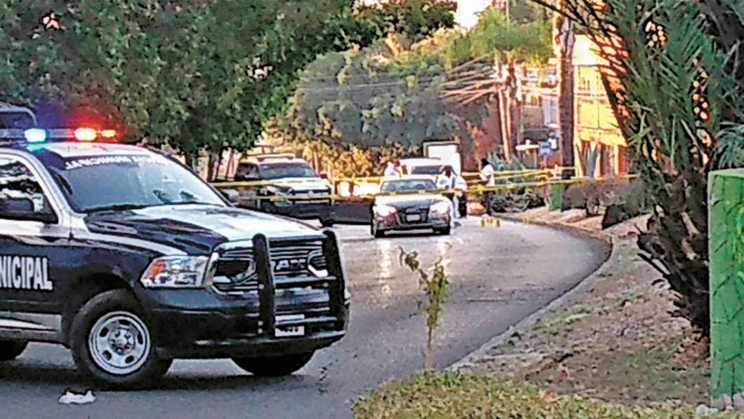 Por cobro de piso, asesinato de dueño de bar en Cuernavaca; llevaba 70 mil pesos