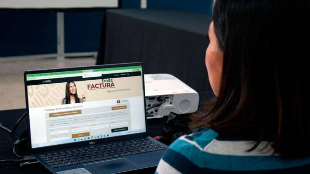 Promueve CCyTEM actividades para la formalización fiscal de morelenses