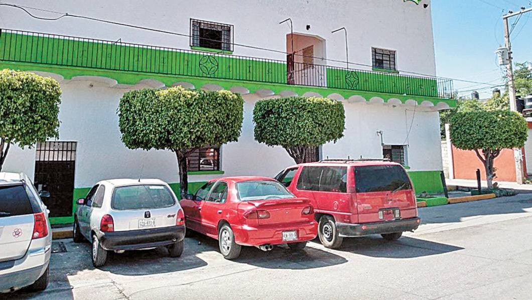 Atención. Un hombre recibió una descarga eléctrica.