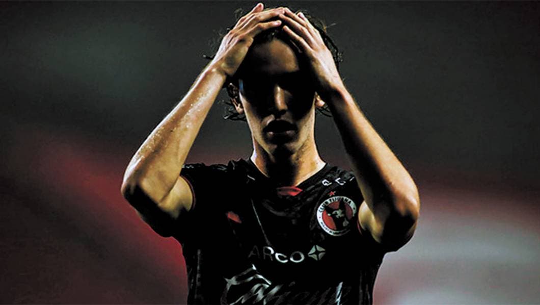 Problema. El equipo tuvo que cambiar su juego por casos de COVID.