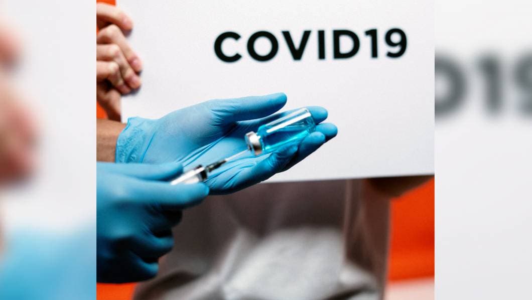 Vacunará India a 300 millones