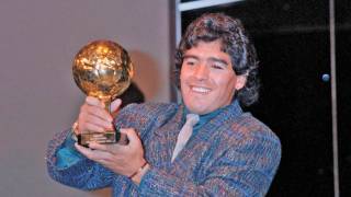 Se opone familia de Maradona a subasta de su Balón de Oro