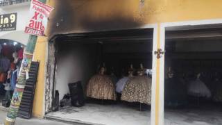 Atacan con bombas Molotov negocio de vestidos en el centro de Cuautla