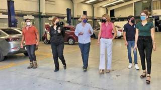 Revisan protocolos para reapertura del sector automotriz 