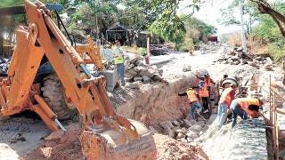 Construyen nuevo muro en Yautepec por filtración de agua de lluvia 2