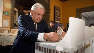 AMLO emite su último voto como Presidente de México