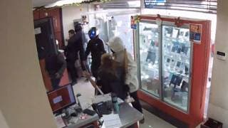 VIDEO | Centro de Cuernavaca sin control: delincuentes roban casa de empeño sin presencia policial