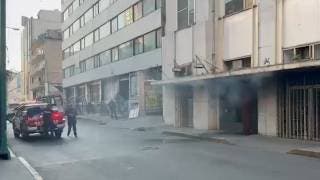 Explosión sacude el Centro Histórico de la CDMX luego de sis...