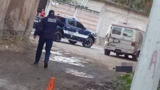 Localizan cuerpo con impactos de bala dentro de una bolsa negra en la Privada Miguel Hidalgo