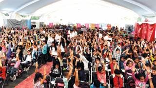 Cuadro de Honor: Rostros felices en el festival de los niños de excelencia