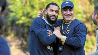 Está feliz Efraín con sus Pumas