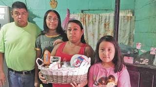 Familia se quedó sin dinero por COVID-19 en Morelos