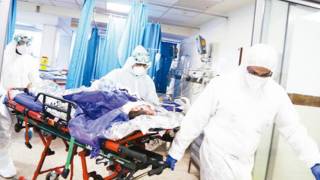 Italia registra 475 muertes por pandemia sólo en el día de h...