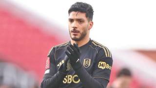 Sufren pero avanzan Jiménez y el Fulham