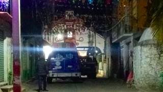 Localizan a hombre sin vida y con mensaje en poblado de Pazulco