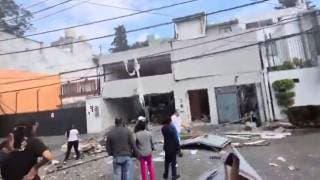 VIDEO: Explosión en vivienda de la colonia Axotla moviliza a...