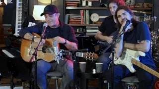 Ofrecen Juanes y Alejandro Sanz concierto vía Streaming